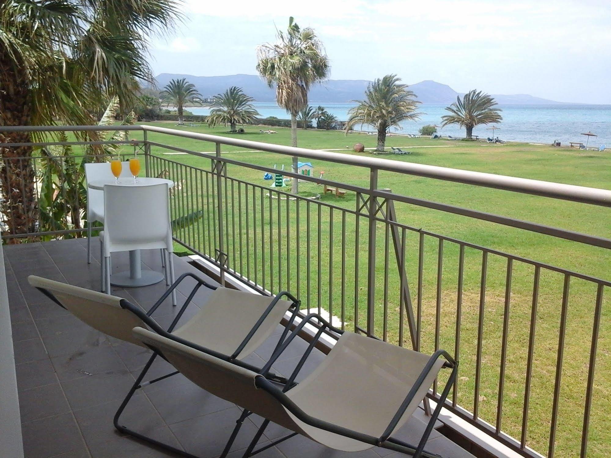 Natura Beach Hotel And Villas Polis エクステリア 写真